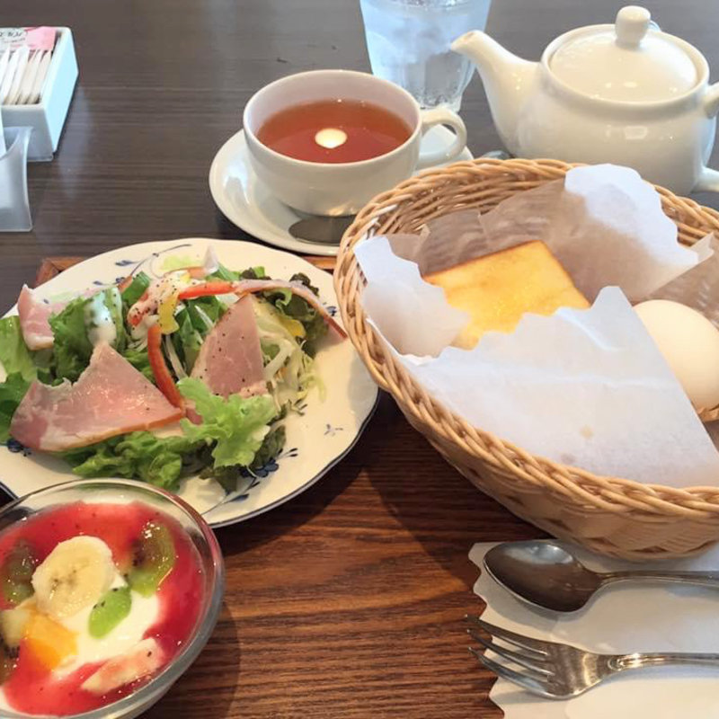 モーニングセット　厚切りバタートースト&ゆで玉子(オランダ坂珈琲邸 横浜西谷店 )