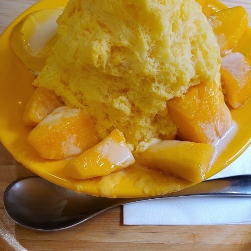 マンゴーかき氷(鼎雲茶倉(テイウンチャクラ))