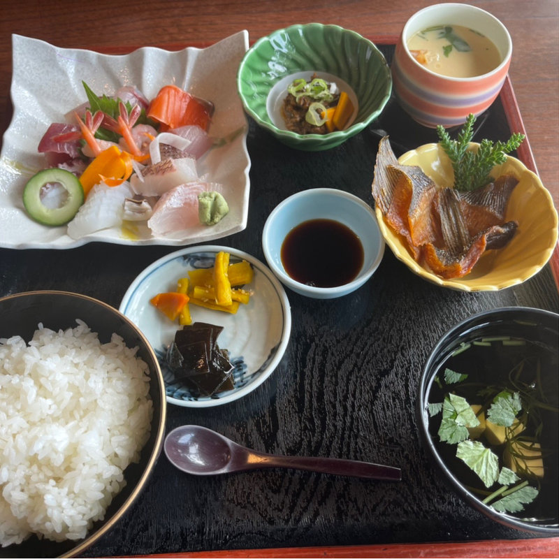 刺身定食(庄屋の館)