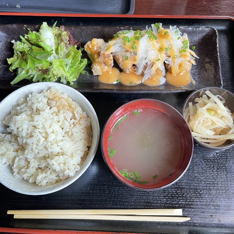 竜田揚げ定食(焚膳)