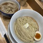 鶏白湯つけ麺(島田製麺食堂 濃厚専門店)