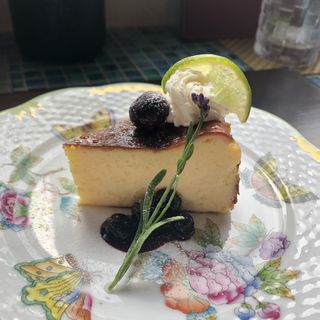 バスクチーズケーキ(カフェ オギッソ)