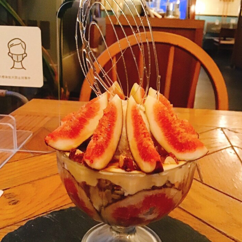 エデン(スモーブロー キッチン ナカノシマ)