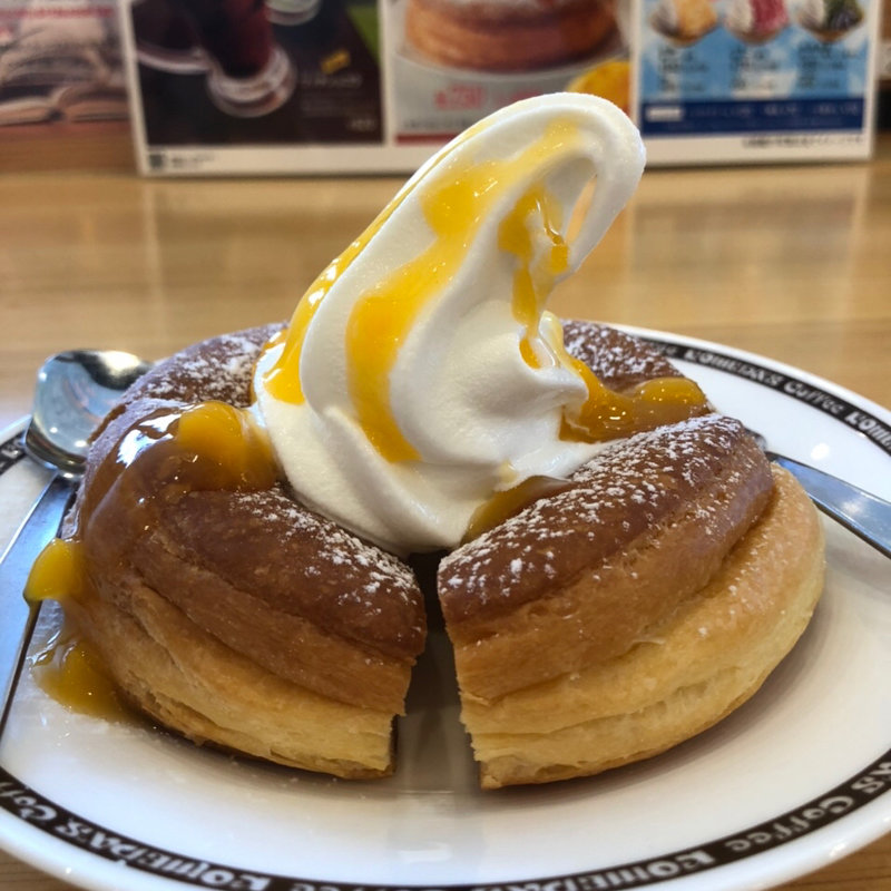 シロノワール 杏仁マンゴー ミニサイズ(コメダ珈琲店 藤井寺駅前店)