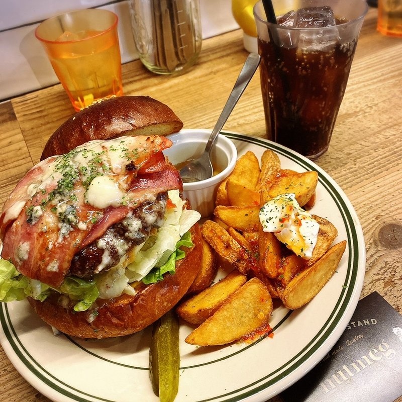 ベーコンチーズバーガー(The Burger Stand nutmeg)