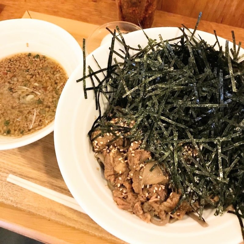 スタミナ牛スジ冷そば(そばうさ )