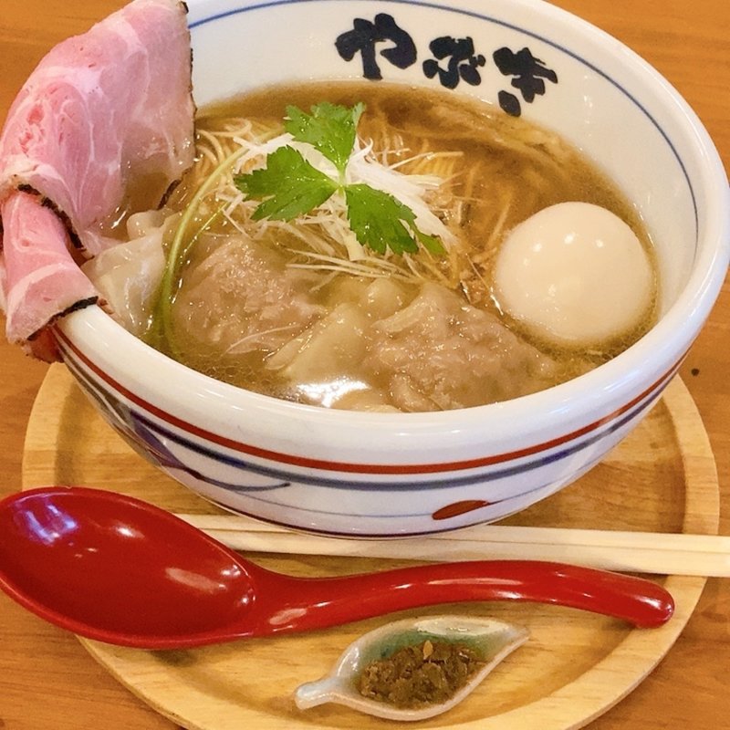 中華蕎麦（ワンタン➕煮玉子）(大衆酒場やぶき)