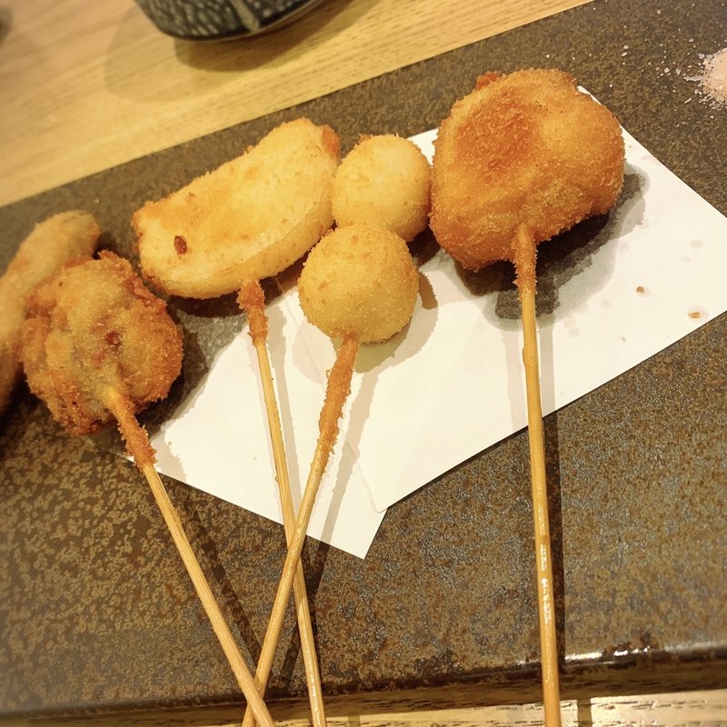 串揚げ盛り合わせ5種(旬の海鮮と本格串揚げ HINATA ひなた)