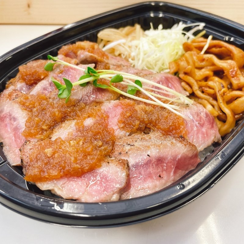 超ステーキ飯(ラーメン専科 竹末食堂)