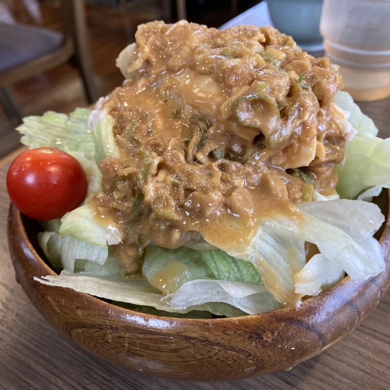バンバンチーサラダ(ゴマダレ)(中華れすとらん とらの子 )