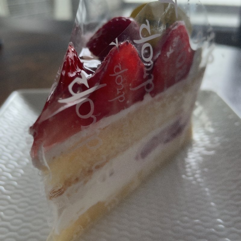 苺のトルテ(レモンドロップ 本店)