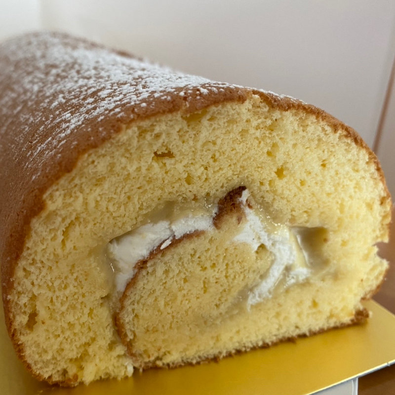 和栗のシフォンロールケーキ(パティスリー ベルヴェール)