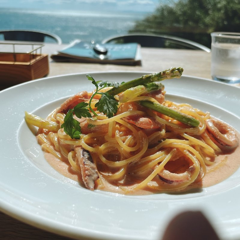 海老・イカ・アスパラの明太子クリーム(SEA HOUSE （シーハウス）)