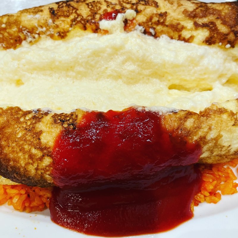 スフレオムライス トマトソース(SHIBUYA PARLOR 幸せのフルーツ)