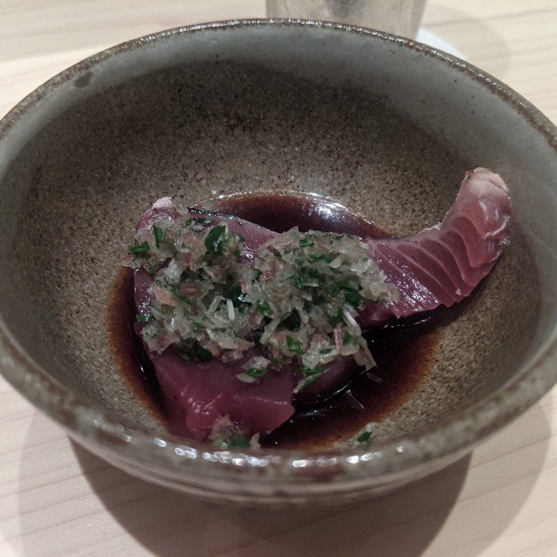 カツオたたき(鮨利﨑 青山)