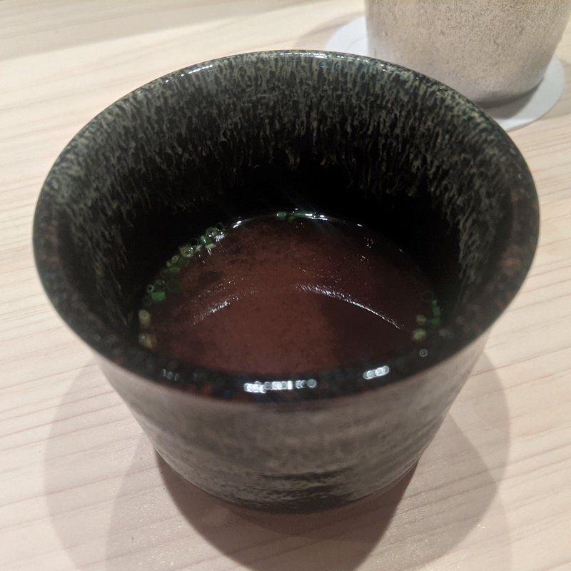 シジミの赤出汁(鮨利﨑 青山)