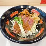 ステーキ丼ミニ(ラーメン専科 竹末食堂)