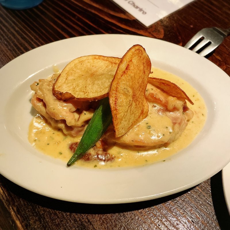 地鶏とポルチーニ茸のクリーム煮込(デル・チャルロ （Del Chalro）)