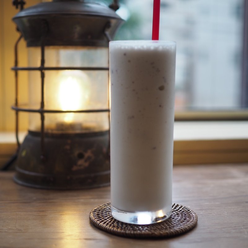 ラムレーズンフィグのフラッペ(ともみジェラート)