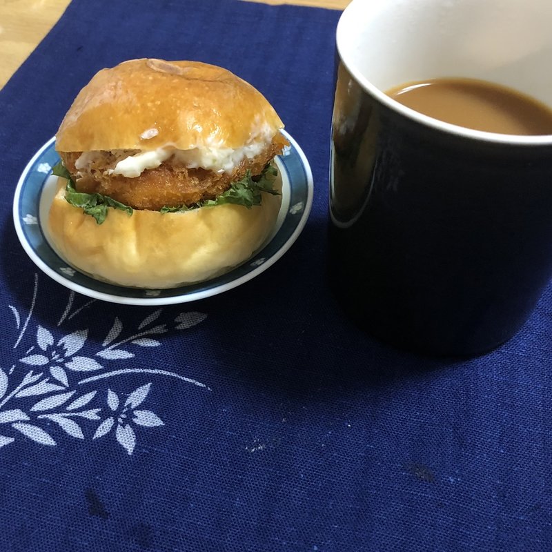 チキンカツバーガー(ラ・セゾン 初台店 )