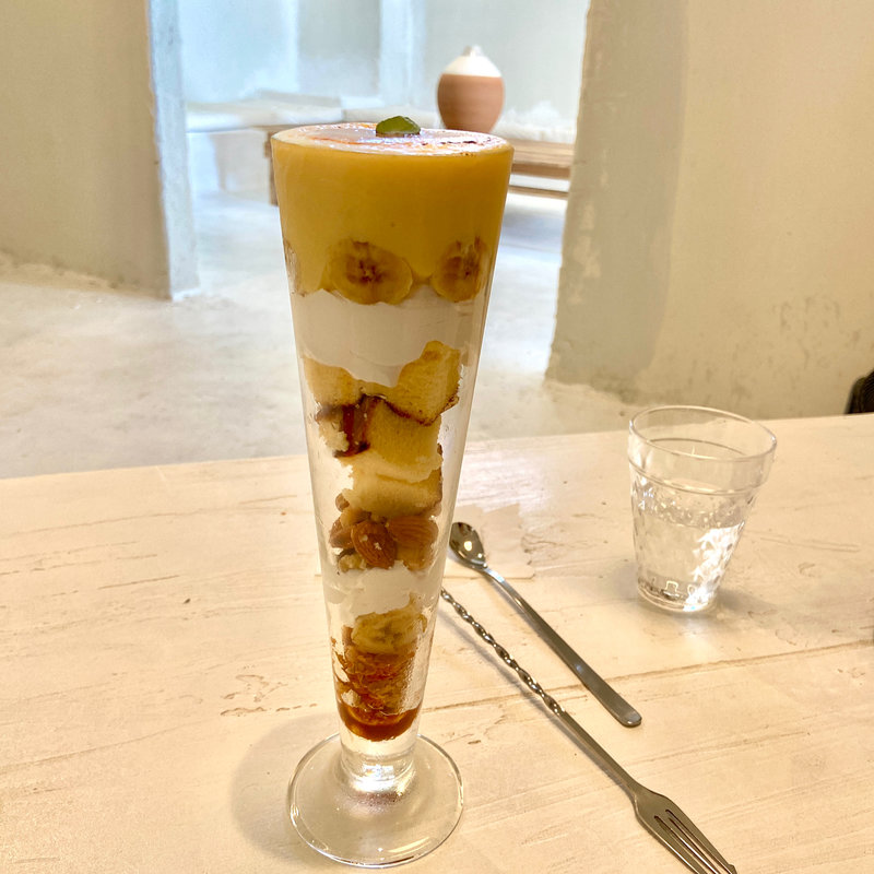 クリームブリュレパフェ(JET SWEETS)