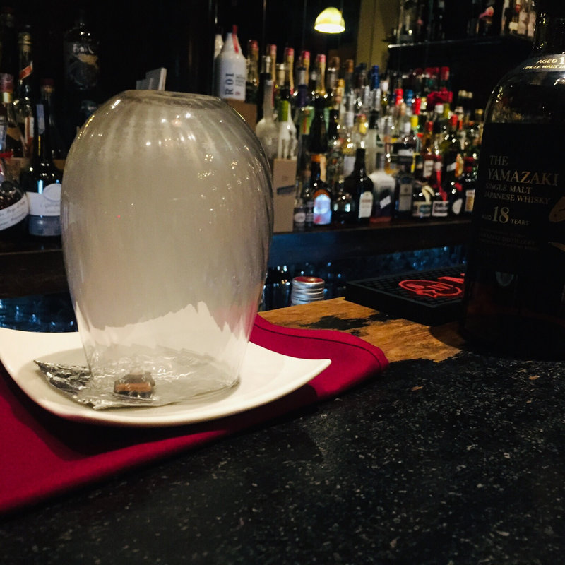 山崎シングルモルト18年(B・B13BAR （ビー・ビー サーティーン バー）)