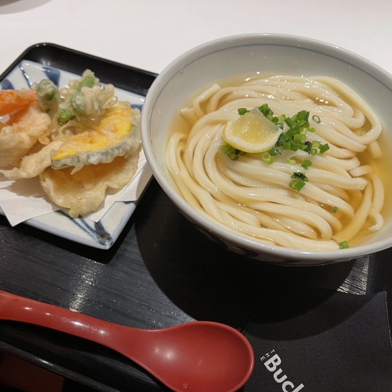 かしわ天　冷かけうどん(谷や )