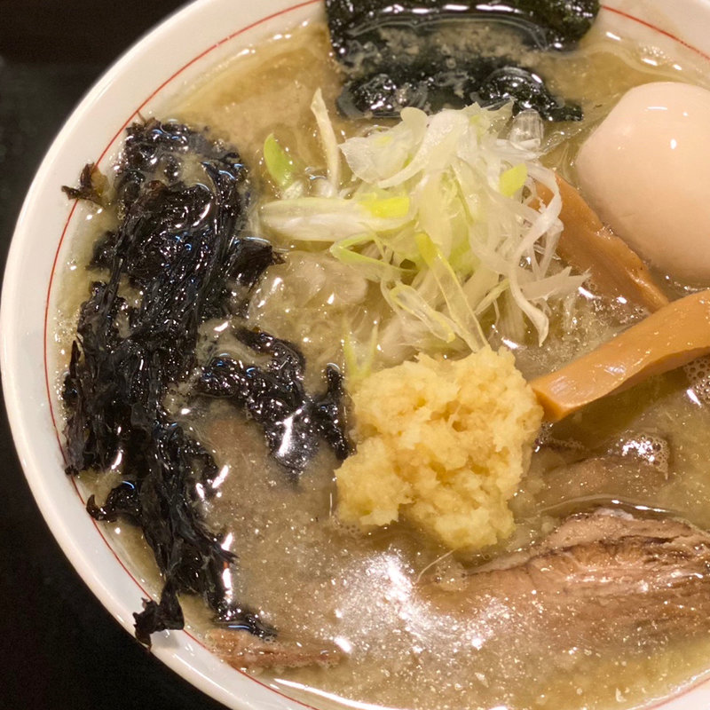 背脂生姜醤油ラーメン(おにそば豚退治)