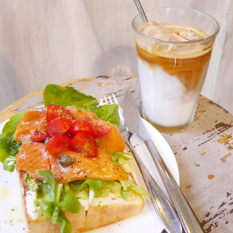 アボガドトースト(フェブラリーカフェ （FEBRUARY CAFE）)