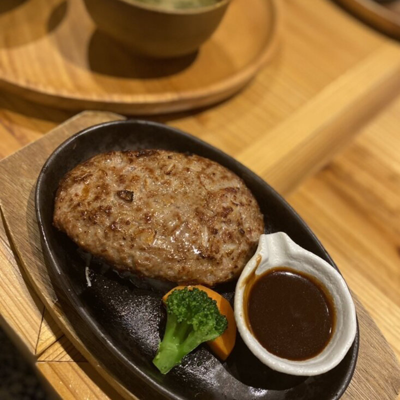 淡路島ハンバーグ定食(HAMBURG＆STEAK WORKS AWAJISHIMA)