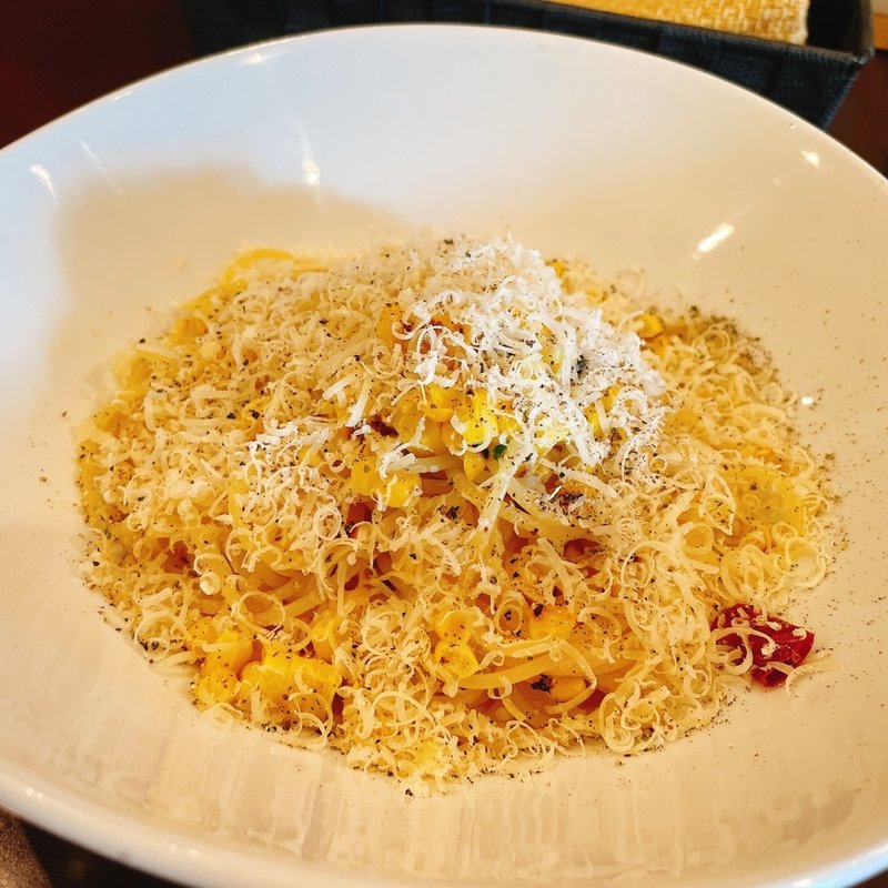 焼きとうもろこしとパルメジャーノチーズのスパゲティ(円山カルネ)