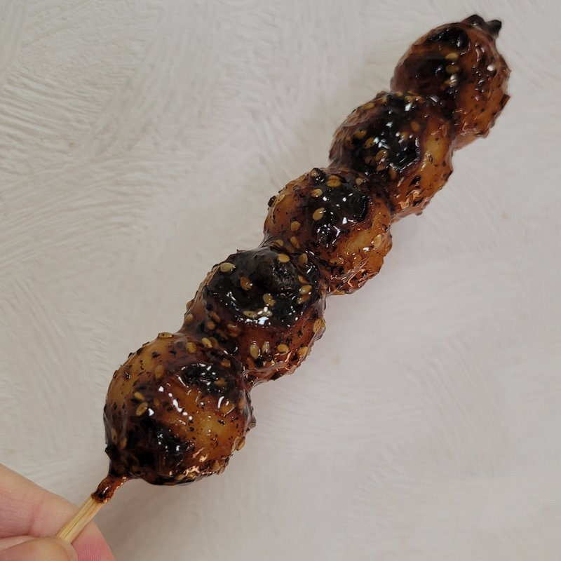 ごま(長谷だんご)