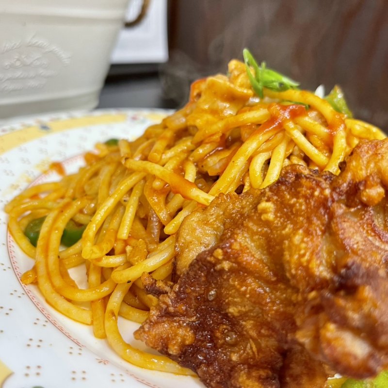 ナポリタン中盛り(たっぷり！スパゲティ)