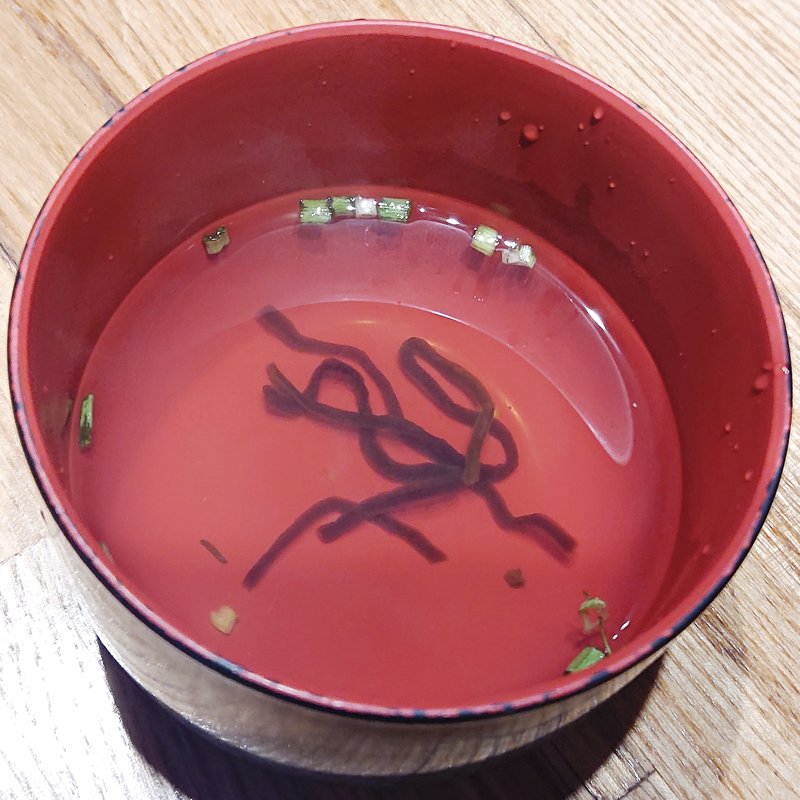 お通し（昆布出汁）(ぶた横丁 京急蒲田店)
