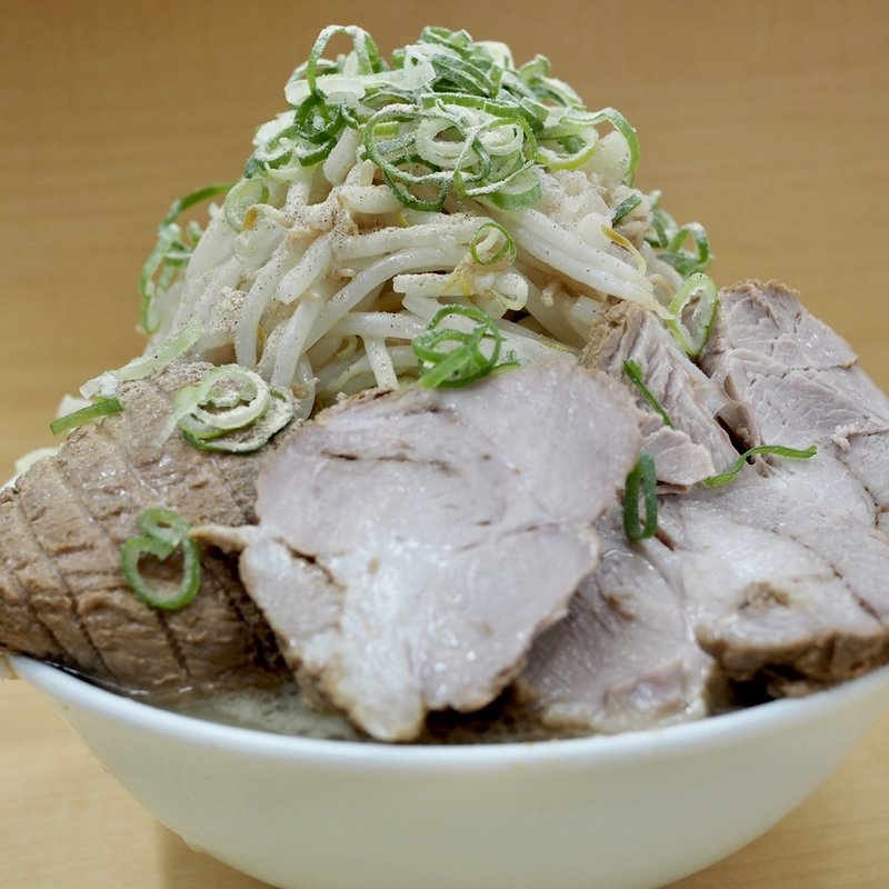 豚塩ラーメン野菜マシマシ(ラーメン荘 おもしろい方へ )