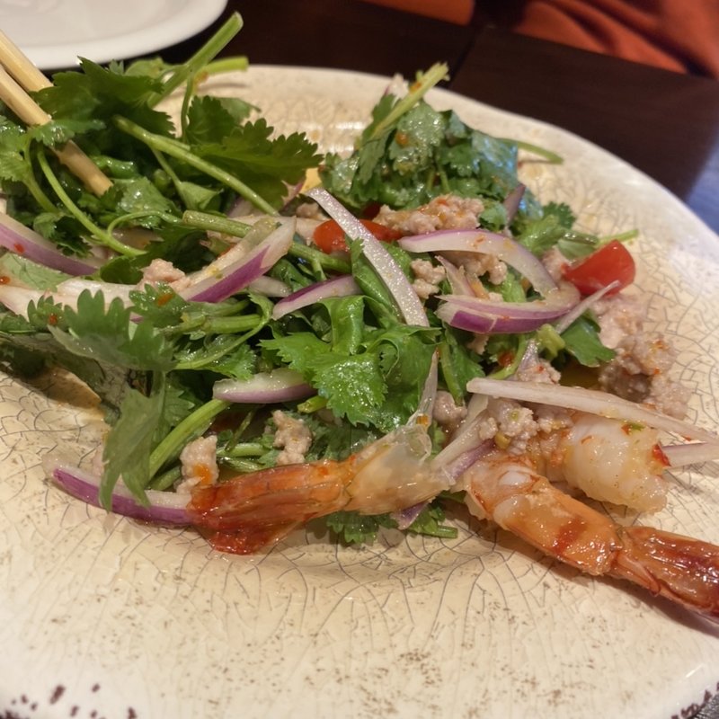 サラパオパクチーサラダ(サラパオ)