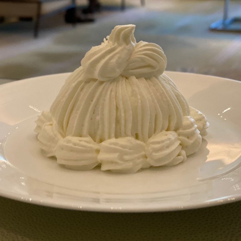 マロンシャンティイ(パレスホテルラウンジバー プリヴェ)