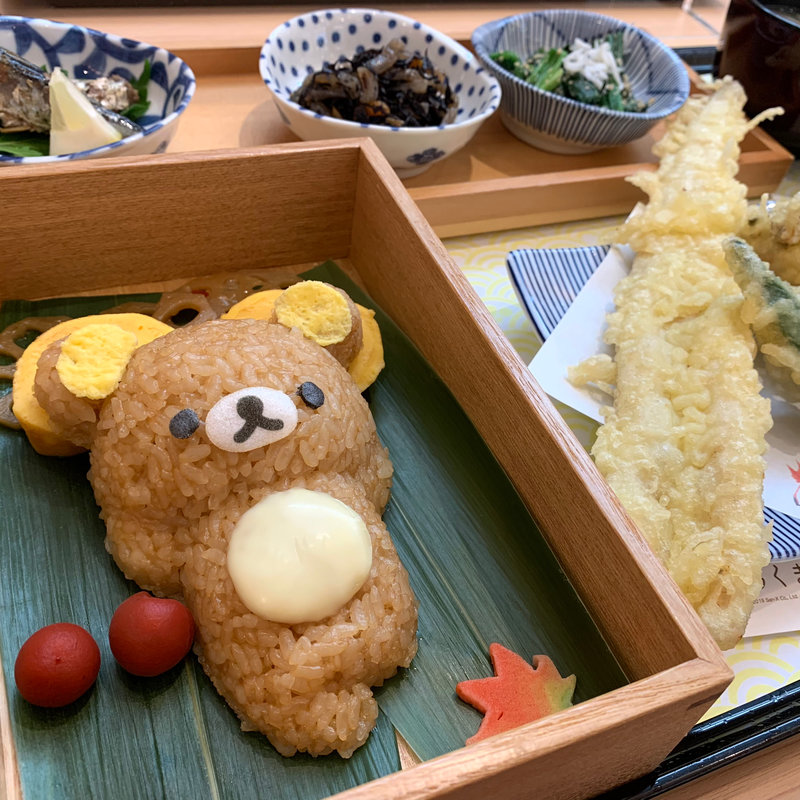 リラックマの穴子と牡蠣の天ぷら御膳(宮島りらっくま茶房)