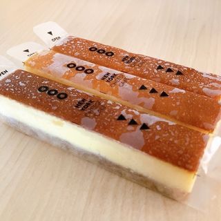 ニューヨークチーズケーキ（5本入り）(パティスリーイマージュ 横川店 )