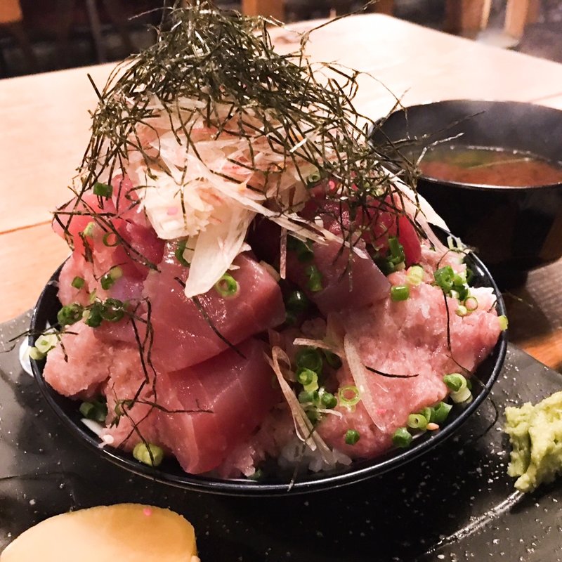 究極のまぐろ丼(季楽酒場 おっきゃがり 福島)