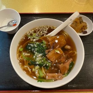 豚角煮麺(徳記)