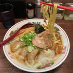 醤油ワンタン麺(龍聖軒 永山店)