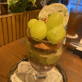 季節のパフェ(Nippi Cafe Ginza)