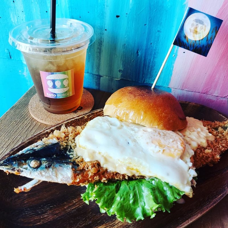 月見トトバーガーさんまさん(toto BURGER)