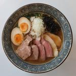 特選鶏白湯しょうゆ(麺屋しずく)