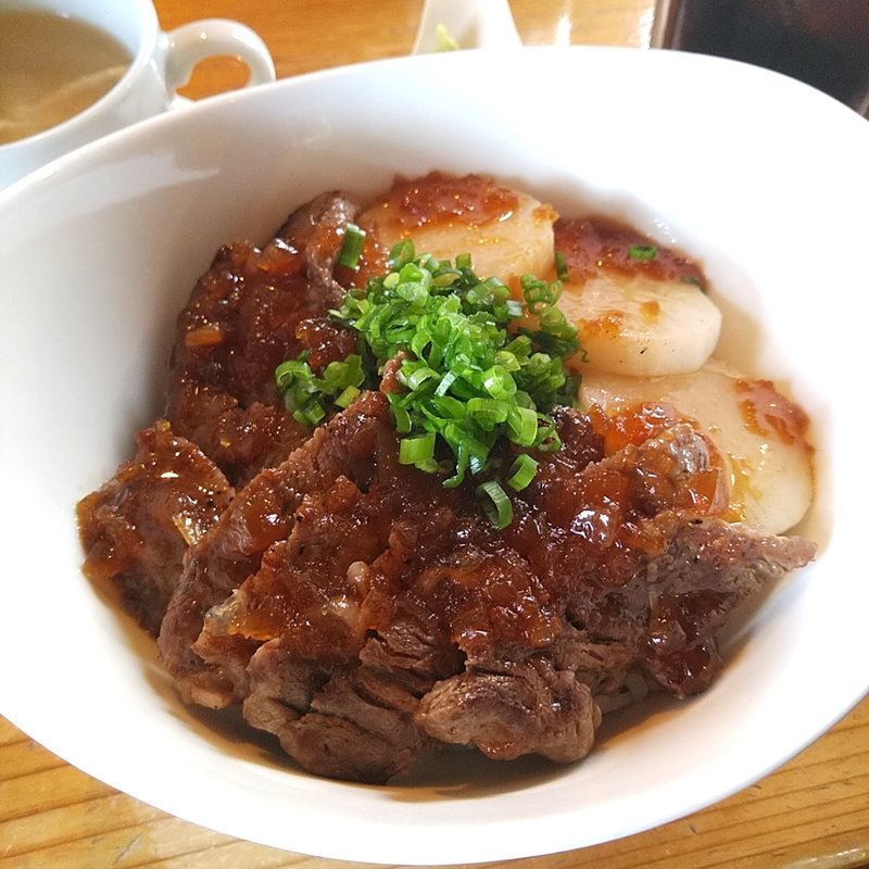ステーキ丼(レーチェ （Leche）)