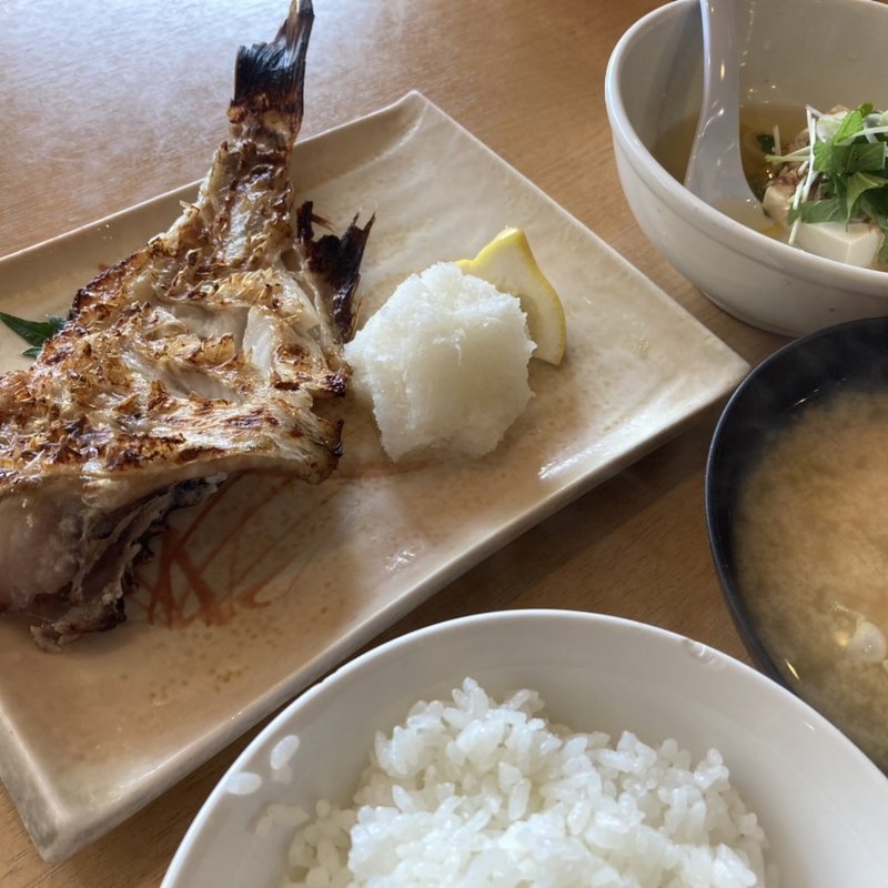 あこう鯛の粕漬け定食(小池寿司食堂)