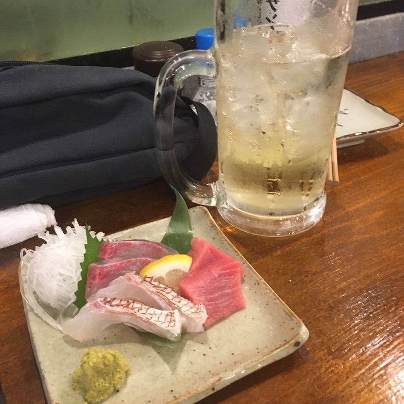 刺身盛り合わせ(魚屋)