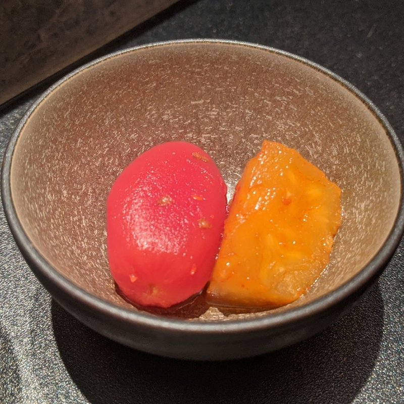 アイコトマト、パイナップルのキムチ(西麻布 焼肉 X （ヤキニク テン・YAKINIKU TEN）)