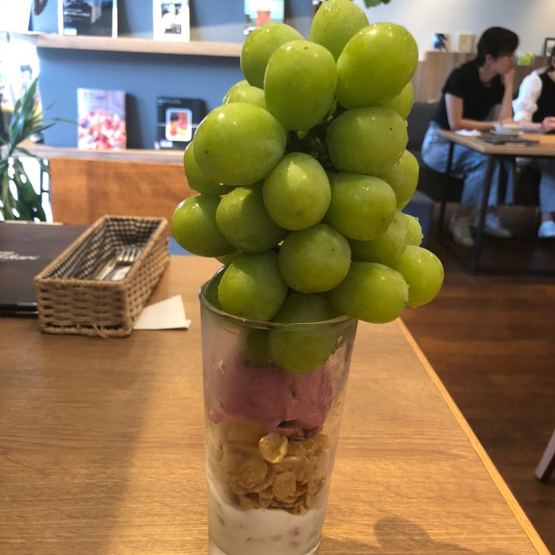 シャインマスカット狩りパフェ(All Day Dining Hikari)